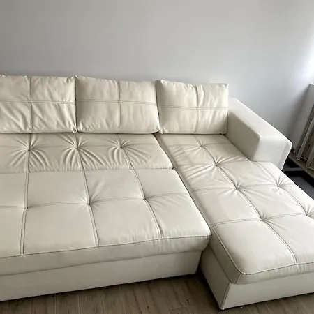 Charming 1-bedroom In Saint Sofia Apartcomplex 아파트 써니비치
